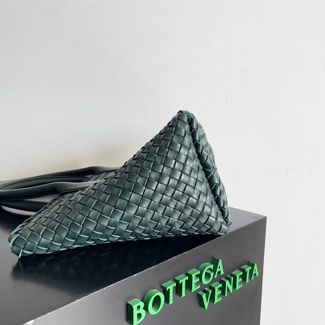 All categories 💚 Authentic bags 💚 BV 2025 new BV handbags
